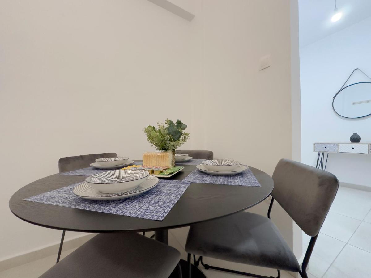 Aventura Comfortable 90Sqm Apt In Kato Patisia Daire Atina Dış mekan fotoğraf